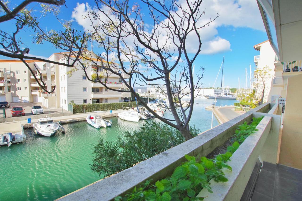 Superbe T2 Au Calme Avec Balcon Sur La Marina - 10 Apartment Canet-en-Roussillon Luaran gambar