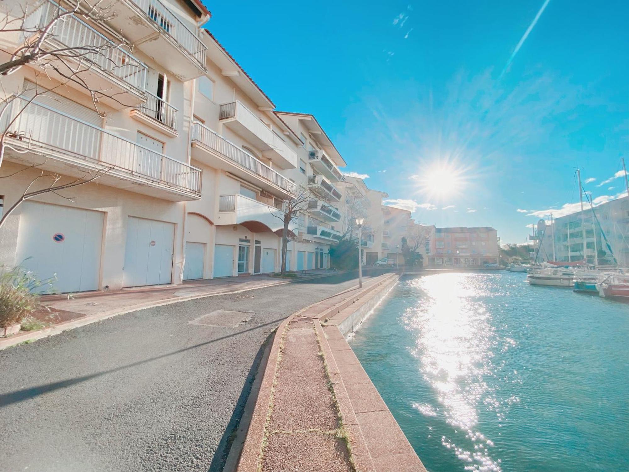 Superbe T2 Au Calme Avec Balcon Sur La Marina - 10 Apartment Canet-en-Roussillon Luaran gambar