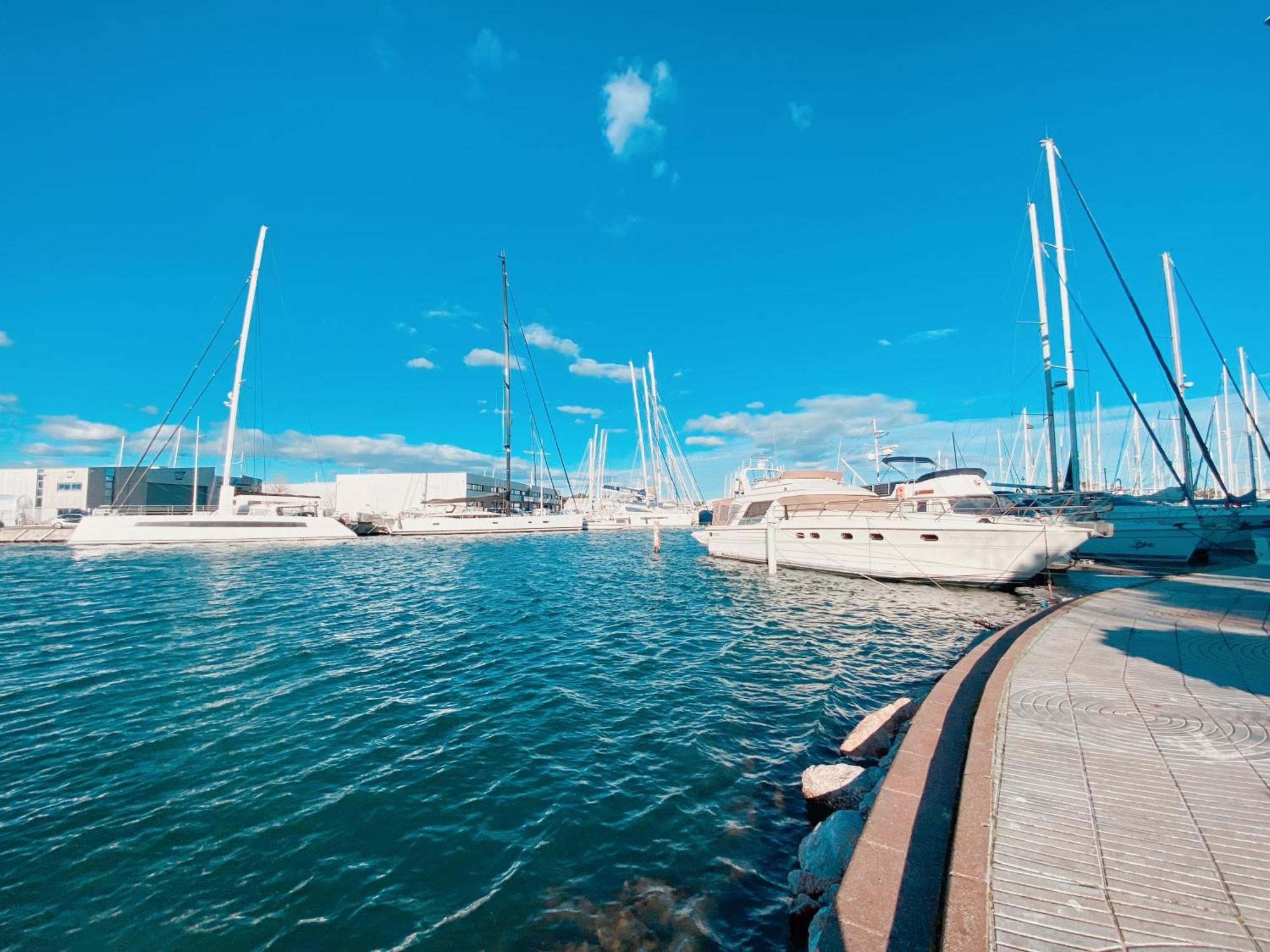Superbe T2 Au Calme Avec Balcon Sur La Marina - 10 Apartment Canet-en-Roussillon Luaran gambar